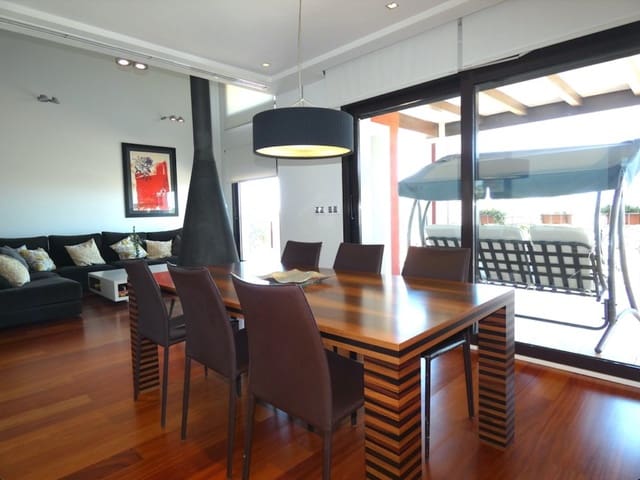 7 bedroom Villa for sale in Algorfa with pool - € 1,550,000 (Ref: 10025714)