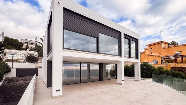 5 chambre Villa/Maison à vendre à Coveta Fuma, El Campello avec piscine garage - 2 700 000 € (Ref: 10025717)