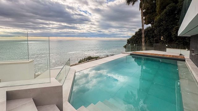 5 chambre Villa/Maison à vendre à Coveta Fuma, El Campello avec piscine garage - 2 700 000 € (Ref: 10025717)