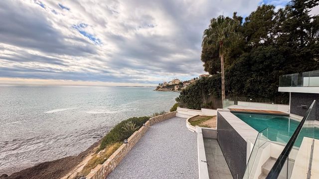 5 chambre Villa/Maison à vendre à Coveta Fuma, El Campello avec piscine garage - 2 700 000 € (Ref: 10025717)