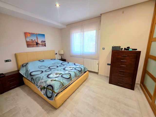 5 chambre Villa/Maison à vendre à Dehesa de Campoamor, Orihuela avec piscine garage - 739 900 € (Ref: 10025718)