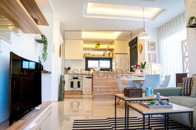 2 slaapkamer Villa te koop in Ciudad Quesada, Rojales met zwembad - € 336.000 (Ref: 10025726)