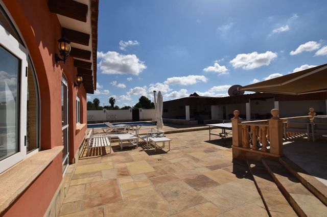 6 slaapkamer Finca/Landhuis te koop in Los Montesinos met zwembad garage - € 595.000 (Ref: 10025732)