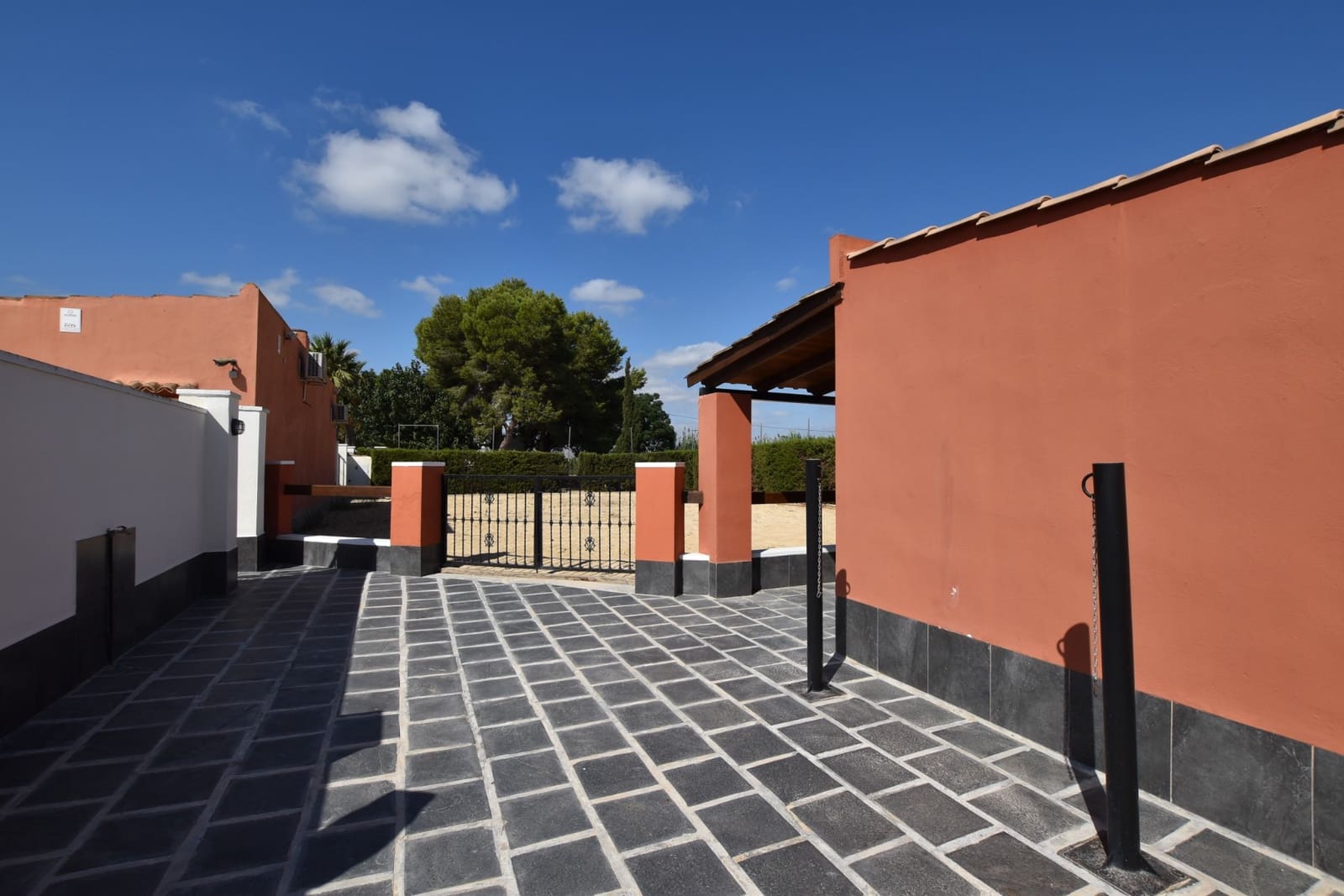 6 slaapkamer Finca/Landhuis te koop in Los Montesinos met zwembad garage - € 595.000 (Ref: 10025732)
