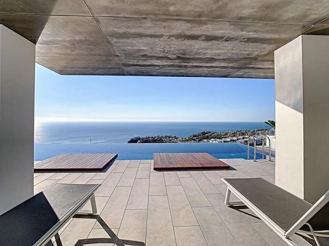 Apartamento de 3 habitaciones en Casco Urbano, Teulada-Moraira en venta con piscina garaje - 699.000 € (Ref: 10025779)