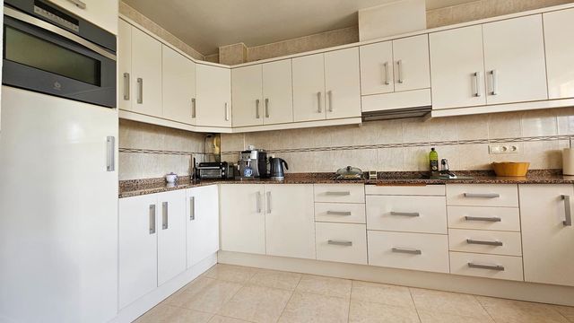 2 chambre Villa/Maison à vendre à La Marina, Elche / Elx avec garage - 319 000 € (Ref: 10025785)