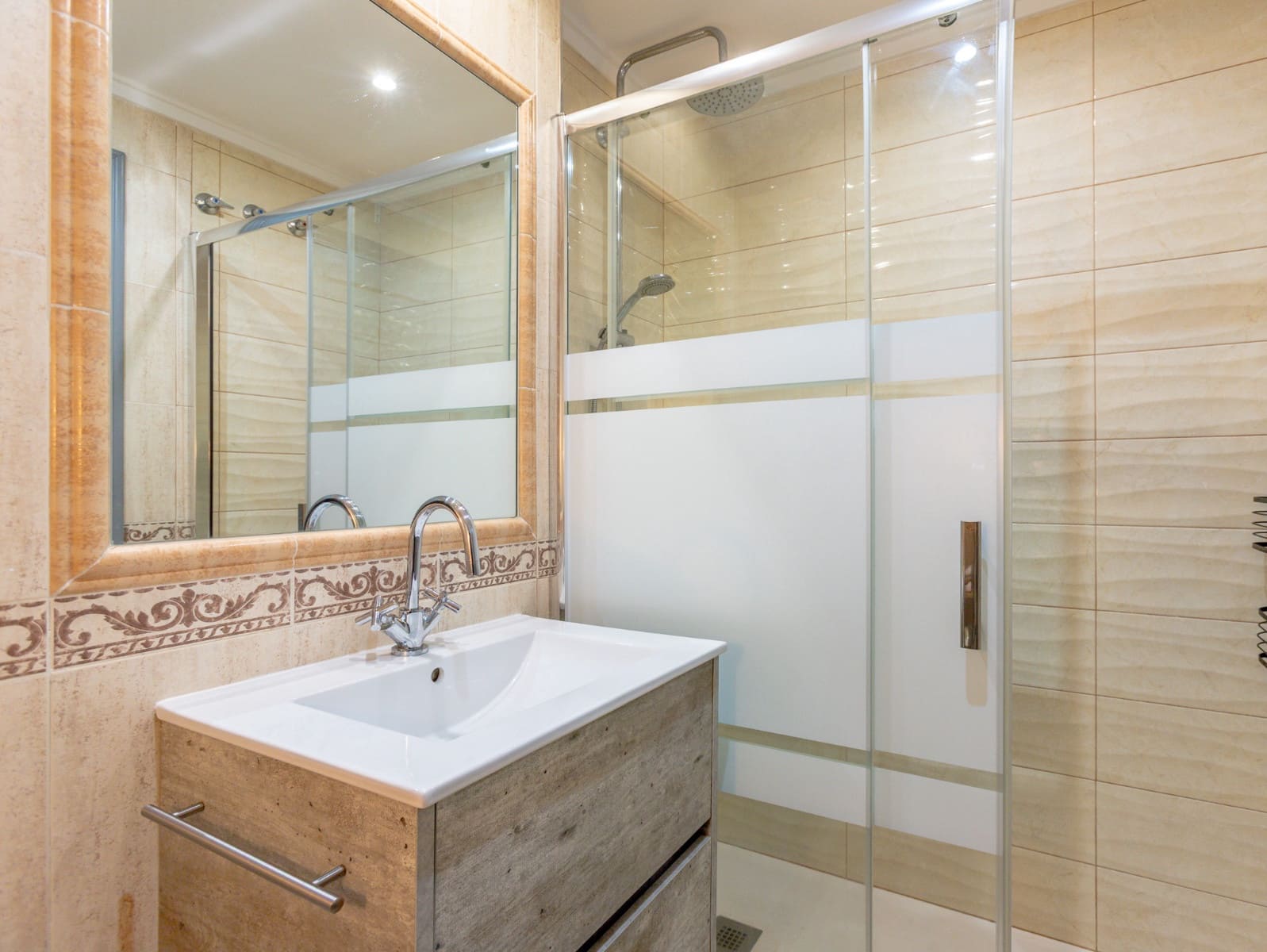 2 slaapkamer Bungalow te koop in Orihuela Costa met zwembad - € 209.000 (Ref: 10025787)
