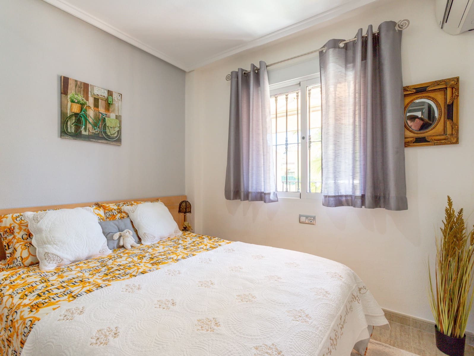 2 slaapkamer Bungalow te koop in Orihuela Costa met zwembad - € 209.000 (Ref: 10025787)