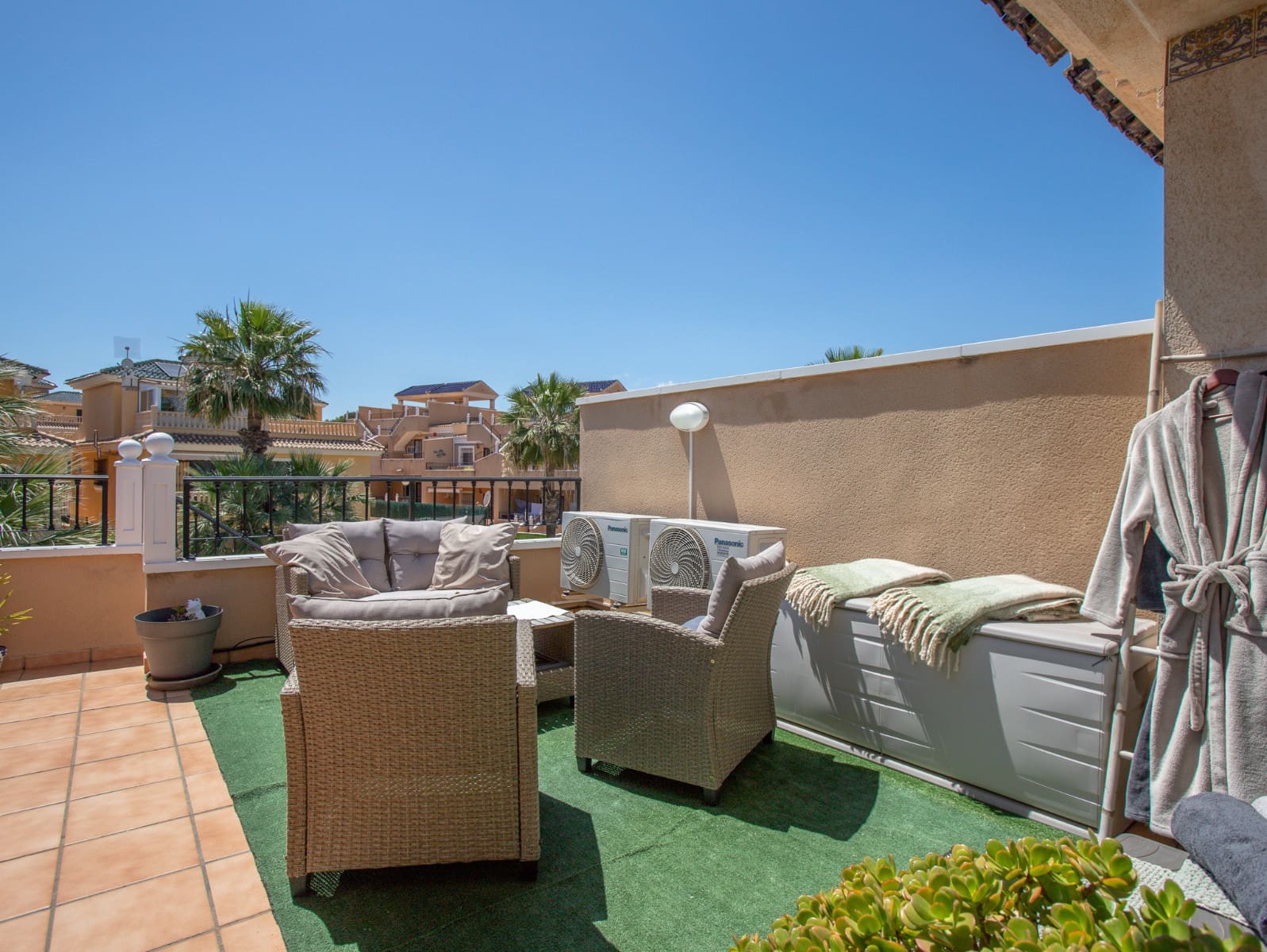 2 slaapkamer Bungalow te koop in Orihuela Costa met zwembad - € 209.000 (Ref: 10025787)