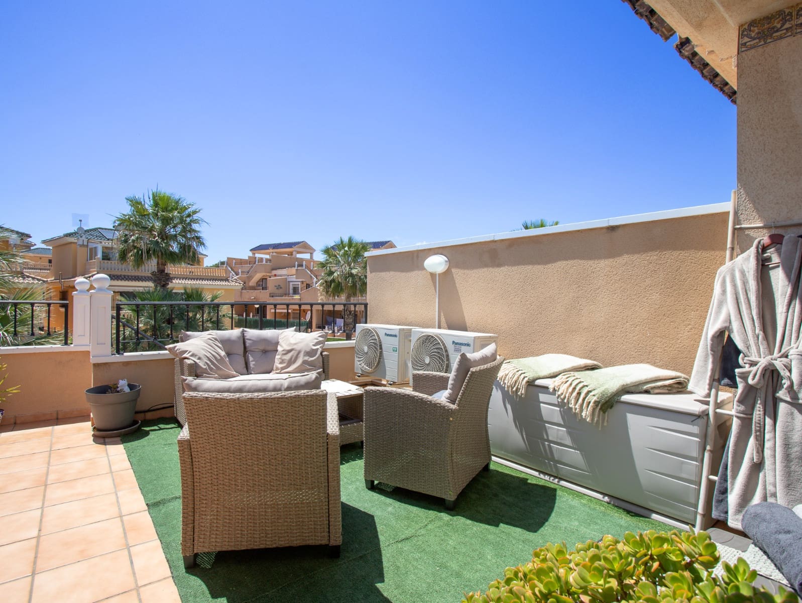 2 slaapkamer Bungalow te koop in Orihuela Costa met zwembad - € 209.000 (Ref: 10025787)