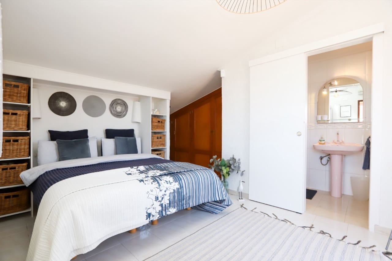 4 sovrum Villa till salu i Denia med pool garage - 580 000 € (Ref: 10038398)