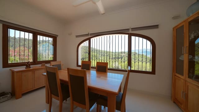 3 soveværelse Finca/Landehus til salg i Benidoleig med swimmingpool - € 475.000 (Ref: 10151205)