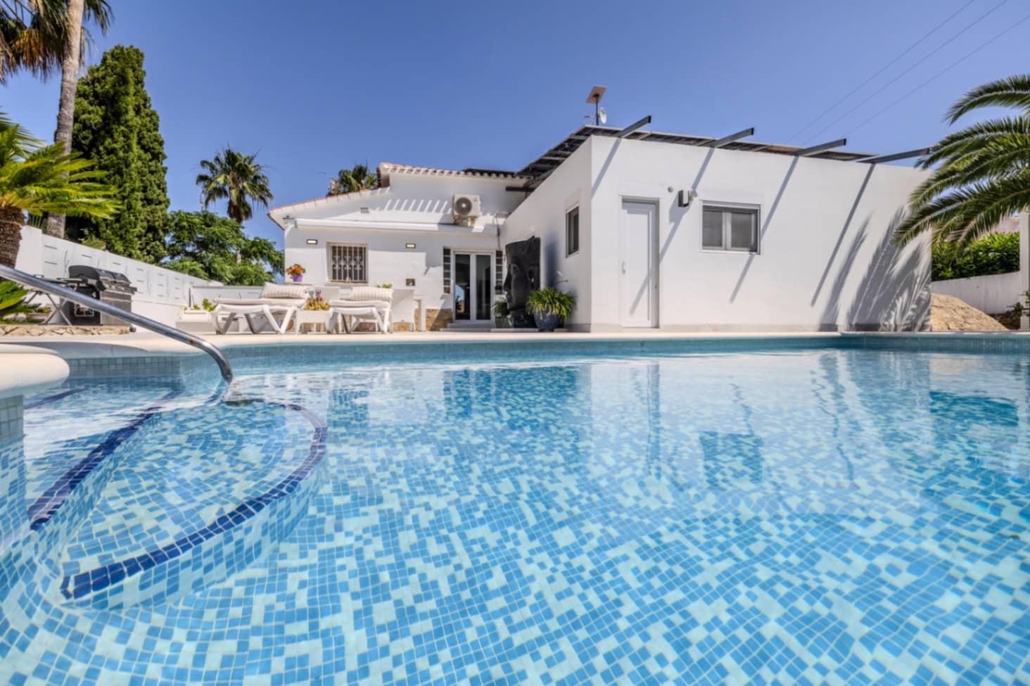 2 soverom Villa til salgs i Denia med svømmebasseng garasje - € 679 000 (Ref: 10151210)