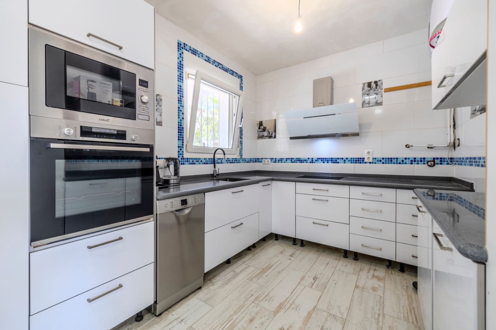 2 soverom Villa til salgs i Denia med svømmebasseng garasje - € 679 000 (Ref: 10151210)
