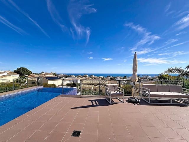 4 sypialnia Willa na sprzedaż w Moraira, Teulada-Moraira z basenem garażem - 1 250 000 € (Ref: 10161114)