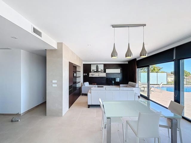 4 sypialnia Willa na sprzedaż w Moraira, Teulada-Moraira z basenem garażem - 1 250 000 € (Ref: 10161114)