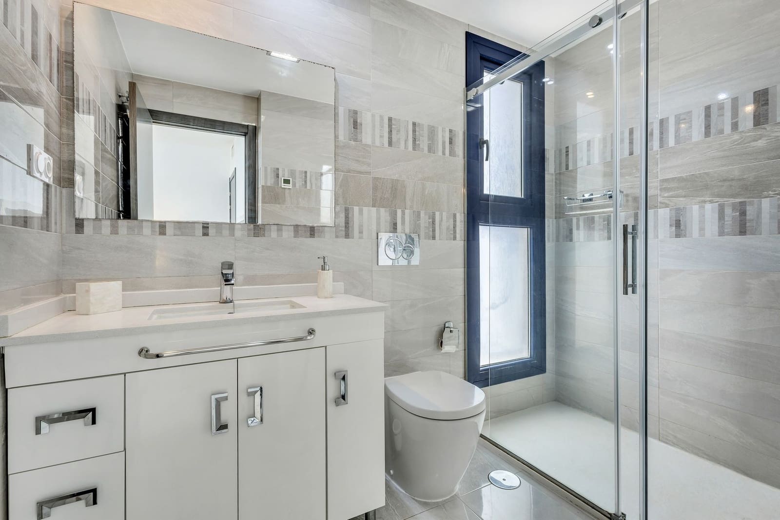3 Zimmer Apartment zu verkaufen in Punta Prima mit Pool Garage - 550.000 € (Ref: 10180943)