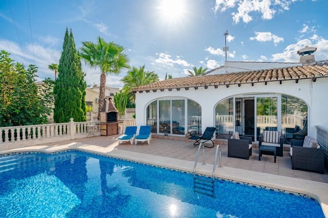 4 slaapkamer Villa te koop in Moraira, Teulada-Moraira met zwembad garage - € 549.000 (Ref: 10180974)