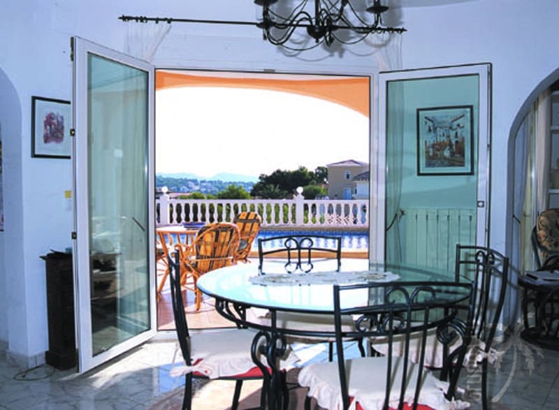 3 soveværelse Villa til salg i Javea / Xabia med swimmingpool - € 595.000 (Ref: 1886257)