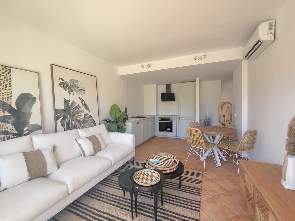 2 slaapkamer Appartement te koop in Denia met zwembad - € 299.000 (Ref: 2027724)