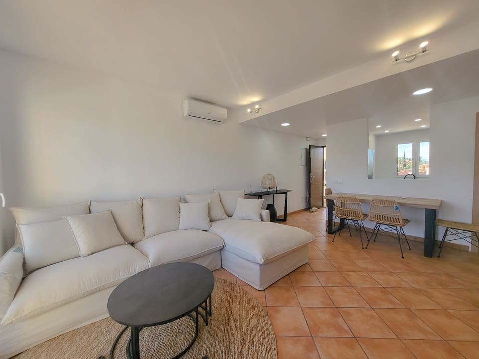 2 slaapkamer Appartement te koop in Denia met zwembad - € 299.000 (Ref: 2027724)