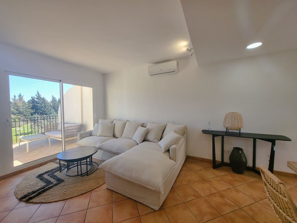 2 slaapkamer Appartement te koop in Denia met zwembad - € 299.000 (Ref: 2027724)