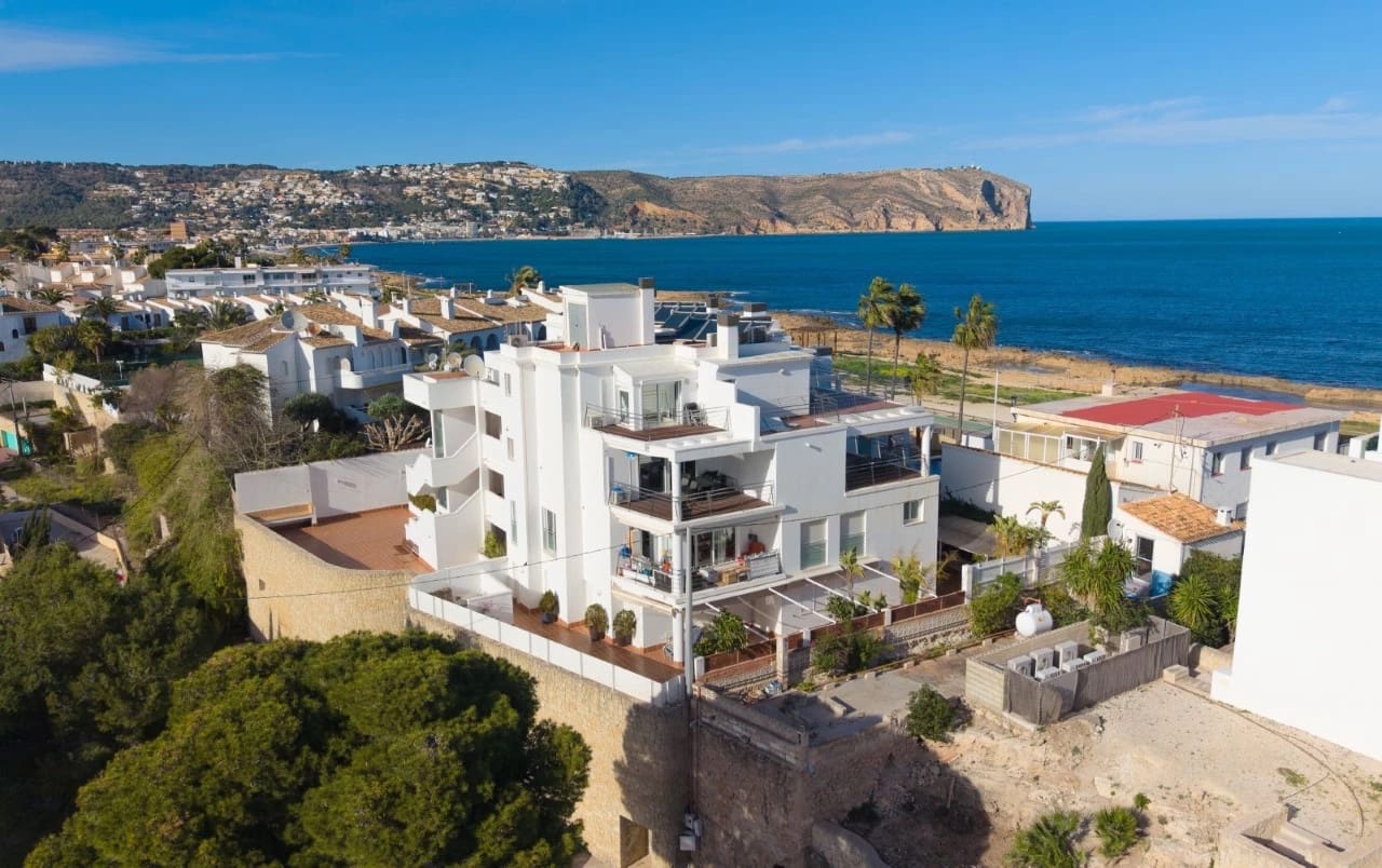 2 slaapkamer Penthouse te koop in Javea / Xabia met zwembad - € 475.000 (Ref: 3611092)