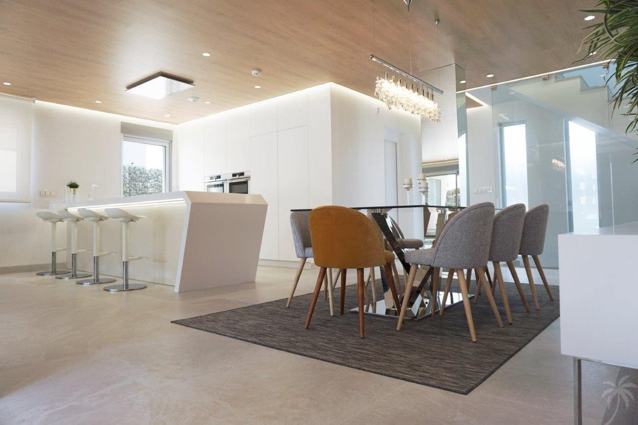 4 bedroom Villa for sale in Campoamor with garage - € 1,430,000 (Ref: 4902606)