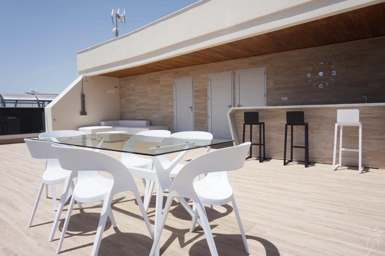 4 bedroom Villa for sale in Campoamor with garage - € 1,430,000 (Ref: 4902606)
