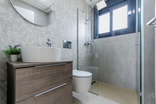 4 soverom Villa til salgs i Blue Hills, San Miguel de Salinas med svømmebasseng garasje - € 565 000 (Ref: 4902738)