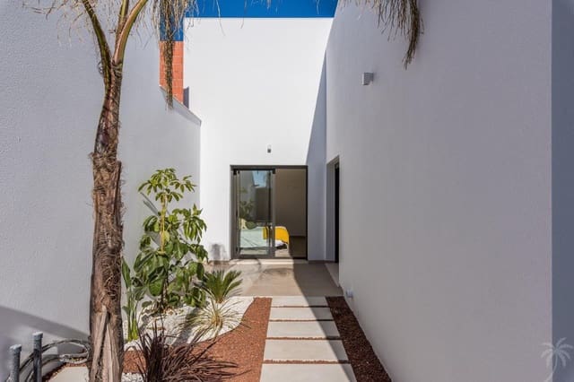 2 soverom Villa til salgs i Pueblo Latino, Pilar de la Horadada med svømmebasseng garasje - € 419 900 (Ref: 4902866)
