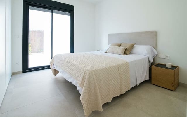 3 soverom Villa til salgs i Los Montesinos med garasje - € 499 000 (Ref: 4902903)