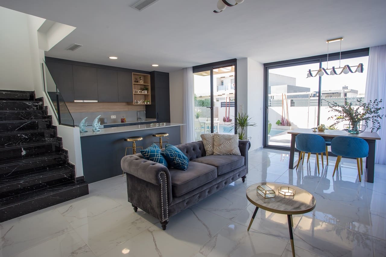 3 slaapkamer Villa te koop in Los Montesinos met garage - € 409.900 (Ref: 4903051)