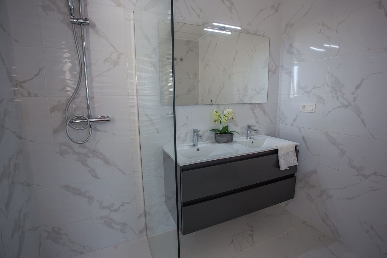 3 slaapkamer Villa te koop in Los Montesinos met garage - € 409.900 (Ref: 4903051)