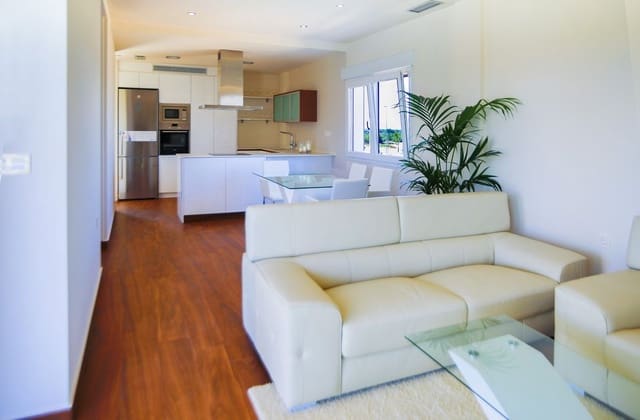 3 slaapkamer Villa te koop in Benijófar met zwembad garage - € 542.500 (Ref: 4903098)