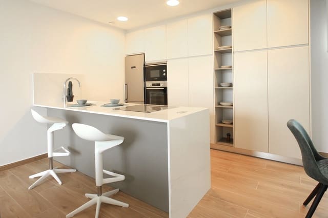 3 slaapkamer Villa te koop in El Campello met zwembad garage - € 859.900 (Ref: 4946599)