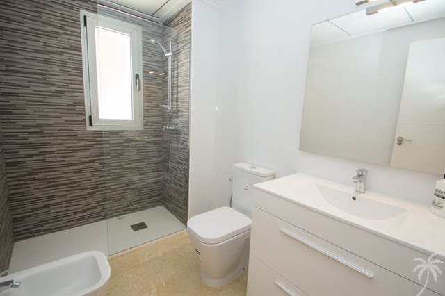 2 bedroom Apartment for sale in Villamartin, Orihuela with pool garage - € 255,000 (Ref: 4946728)