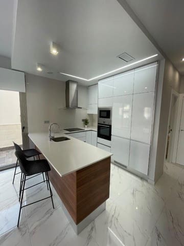 3 chambre Villa/Maison à vendre à Villamartin, Orihuela avec garage - 399 900 € (Ref: 5210695)