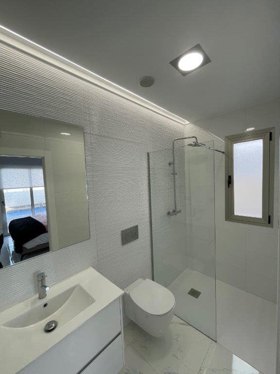 3 bedroom Villa for sale in Villamartin with garage - € 399,900 (Ref: 5210695)