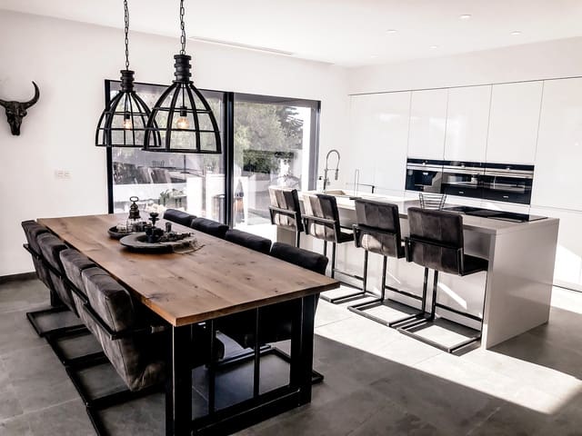 5 bedroom Villa for sale in Ciudad Quesada, Rojales with pool garage - € 2,300,000 (Ref: 6410320)