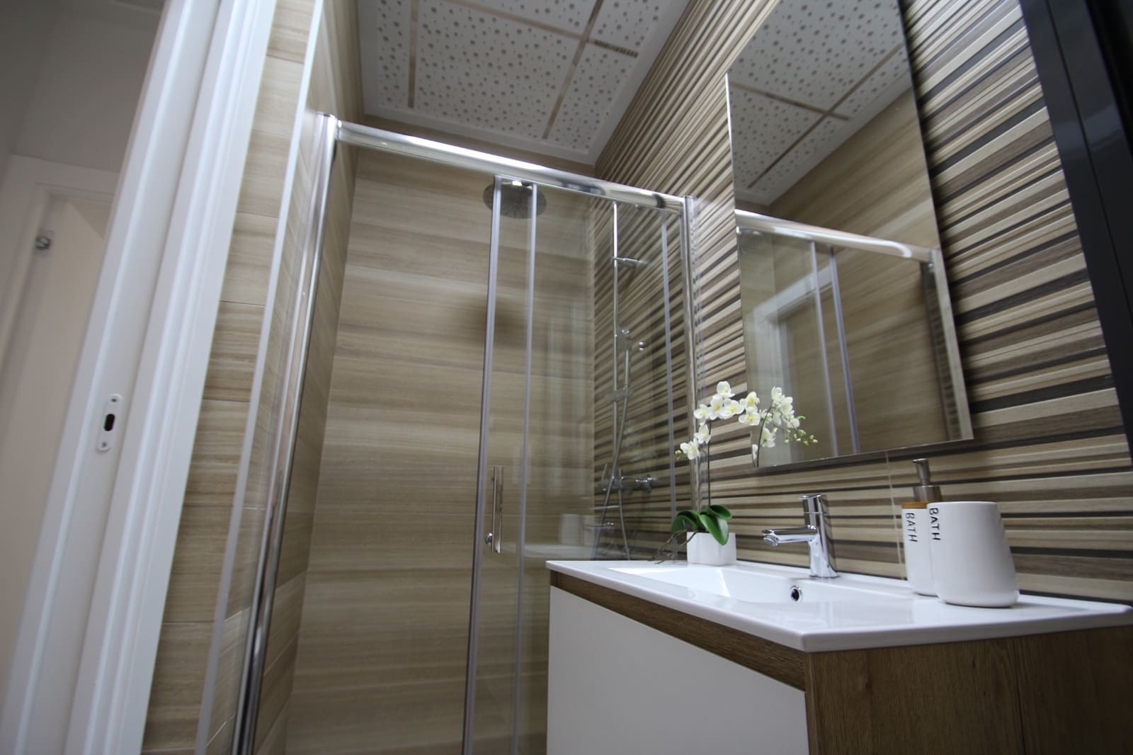 2 Zimmer Penthouse zu verkaufen in Torrevieja mit Pool Garage - 421.000 € (Ref: 6410492)