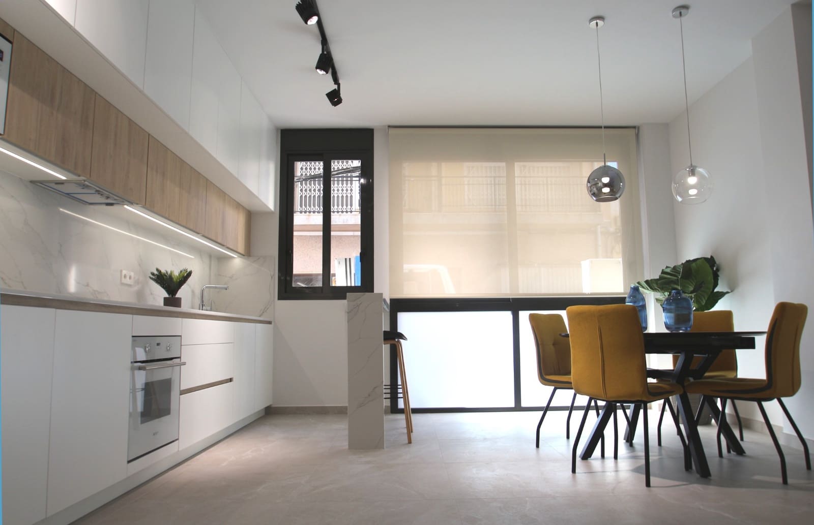 2 Zimmer Penthouse zu verkaufen in Torrevieja mit Pool Garage - 421.000 € (Ref: 6410492)