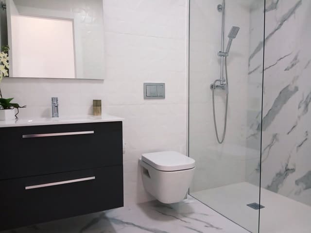 3 makuuhuone Huvila myytävänä paikassa Benijófar mukana uima-altaan 
autotalli - 375 000 € (Ref: 6502854)