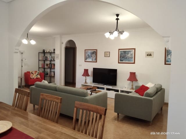 3 slaapkamer Villa voor vakantieverhuur in La Marina, Elche / Elx met zwembad - € 630 (Ref: 6968362)