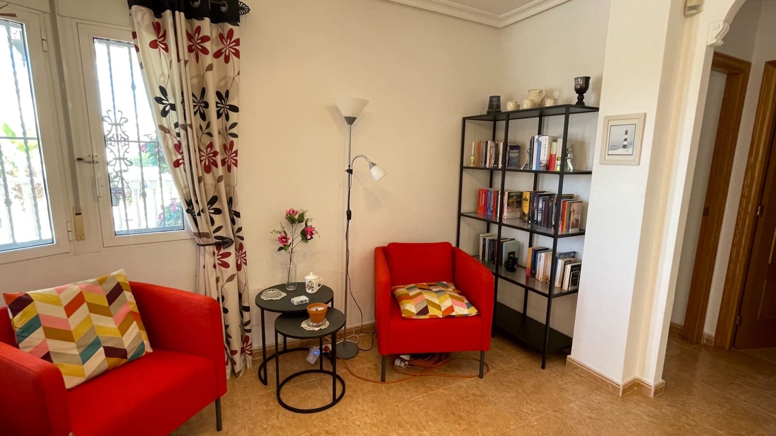   3 soveværelse   ferieVilla i La Marina   med   swimmingpool   - € 630 (Ref: 6968362)