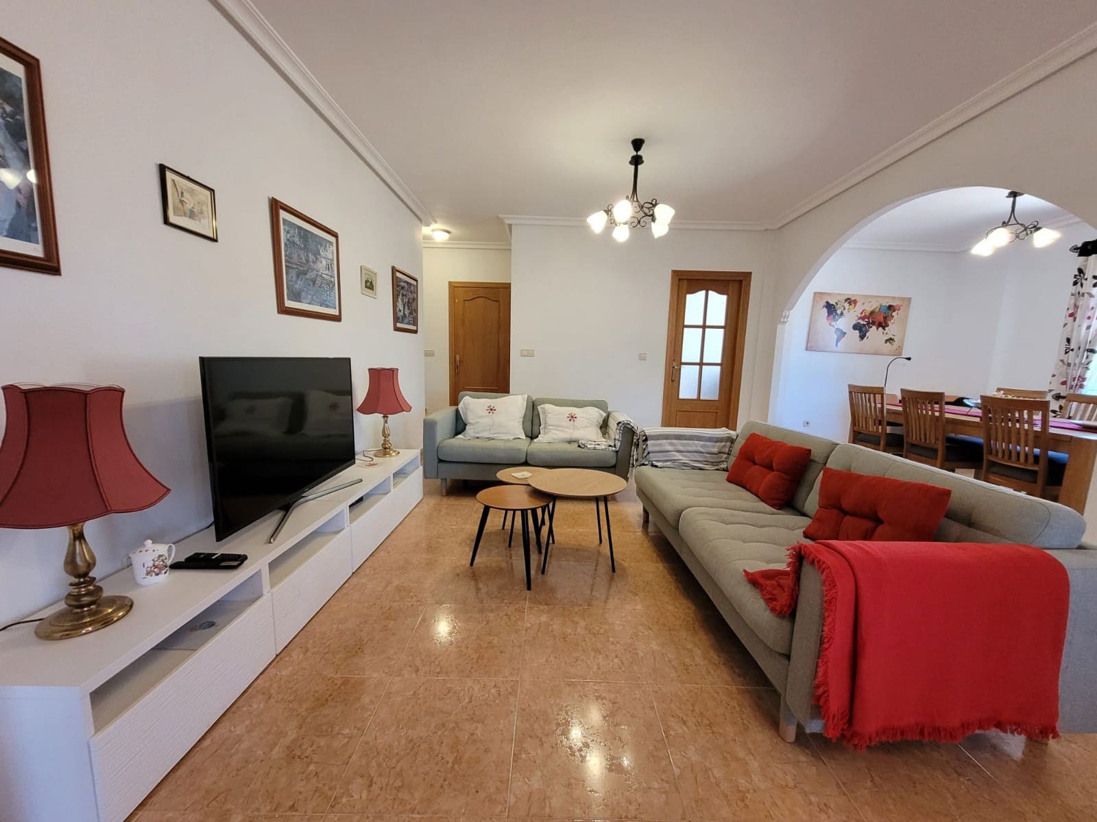   3 soveværelse   ferieVilla i La Marina   med   swimmingpool   - € 630 (Ref: 6968362)