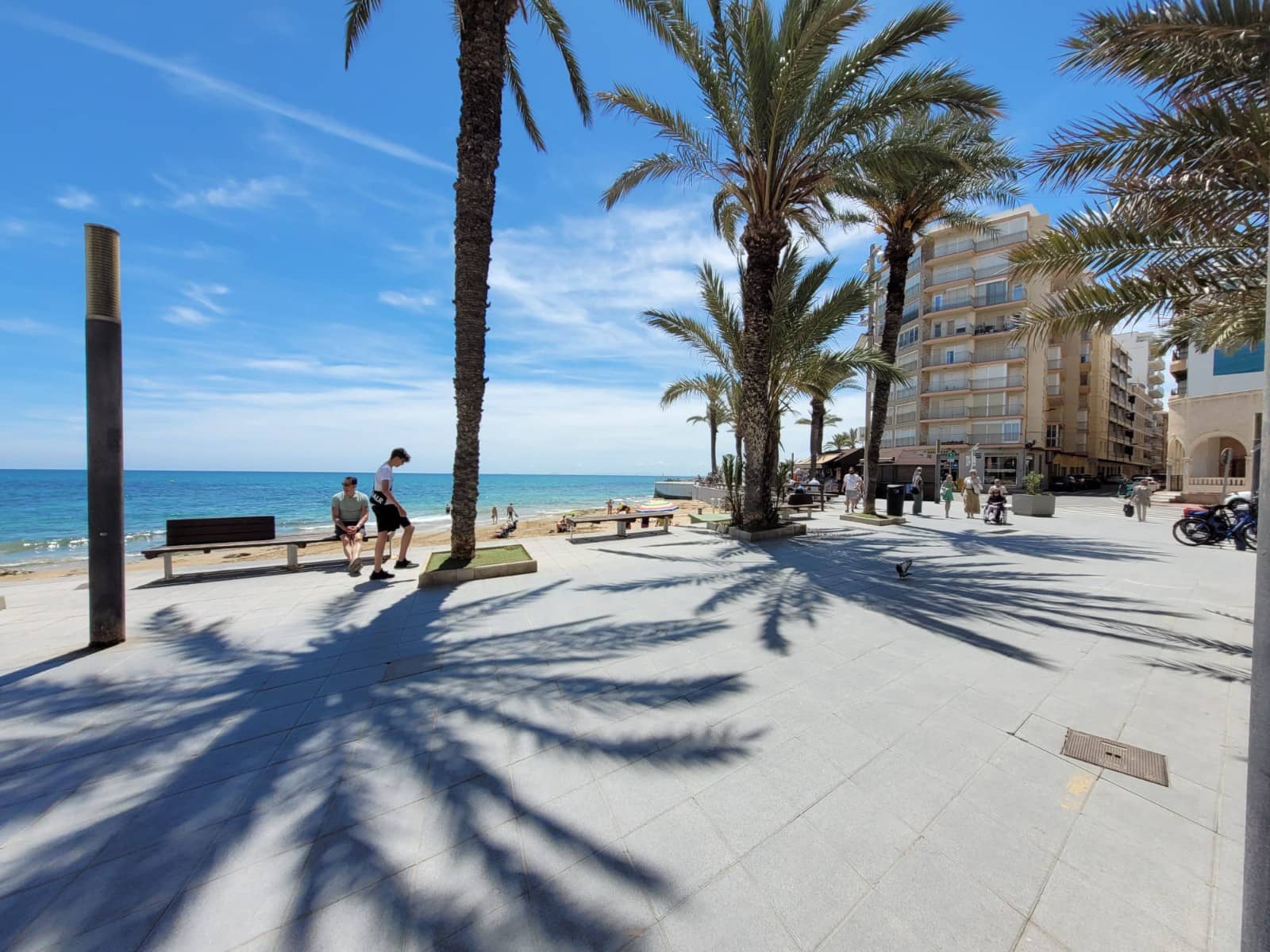 3 quarto Apartamento para arrendamento para férias em Torrevieja com piscina - 630 € (Ref: 6968366)