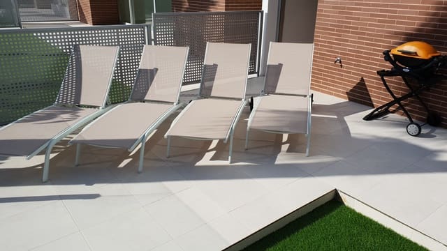 3 makuuhuone Huoneisto lomavuokrausta paikassa Villamartin, Orihuela mukana uima-altaan 
autotalli - 490 € (Ref: 6968367)