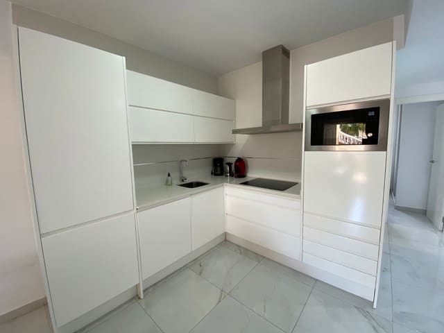 2 quarto Apartamento para arrendamento para férias em La Marina, Elche / Elx com piscina Garagem - 420 € (Ref: 6968368)