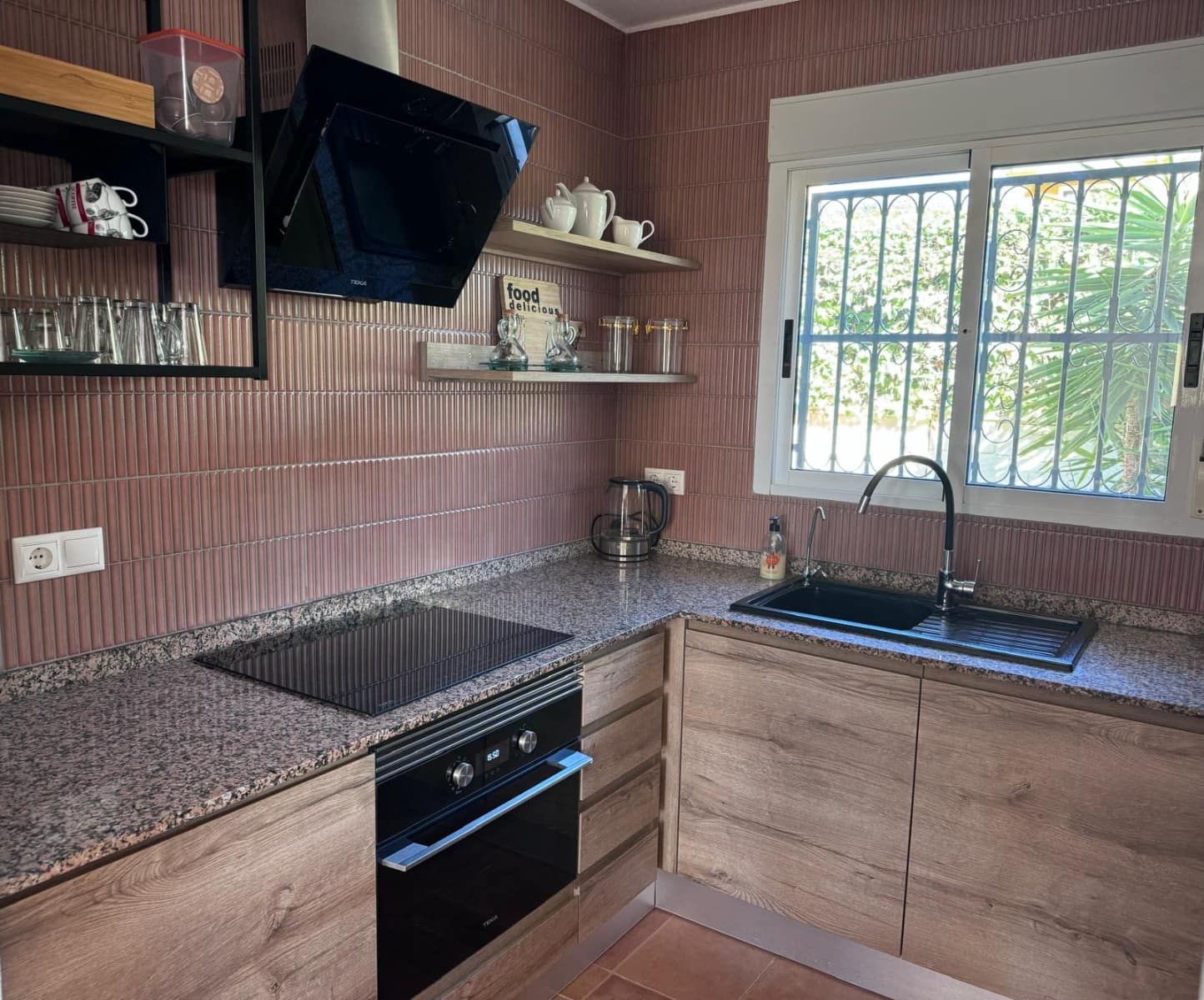 2 bedroom Villa for holiday rental in La Marina with pool garage - € 630 (Ref: 6968370)